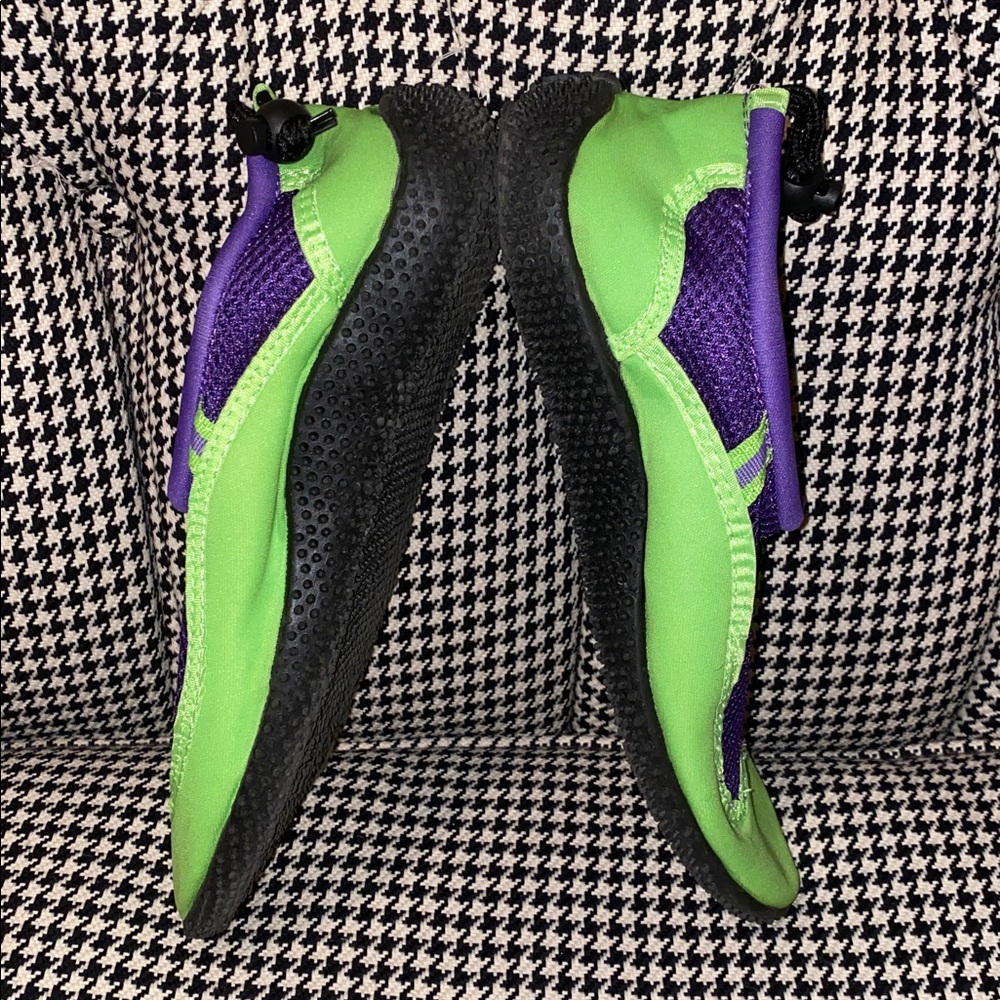 Water shoes - Picture 3 of 4